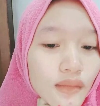 Andini show no masker
