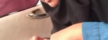 HIJAB Mahasiswi Nyotong Di Mobil