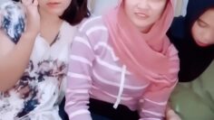 3 Cewek hijab Kena Gilirs 1
