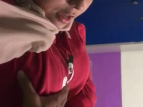 BU GURU NURI Di Grepe Di Kos