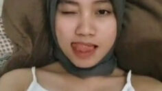 DEWI KIRAN Hijab SUkak Pamer.jpg