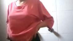 Hasil SPY CAM Gadis Pelajar Mandi.jpg