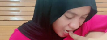 NONA HIJAB Di Kenyot Om Om.jpg