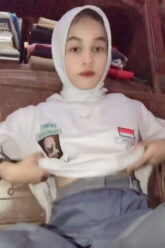 TARRISA Pelajar Doyan Bogel.jpg