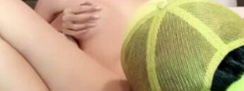 KARINA Di Jilmek SATPAM Komplek.jpg