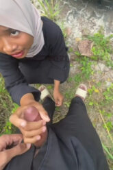 PACAR Ngisep Kontol Di Pinggir Jalan.jpg