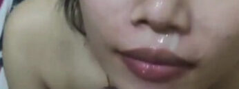 UDAH Crot Banyak Masih Di Isep.jpg