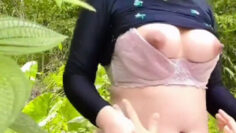 Pasangan Ngewe Di Kebon.jpg